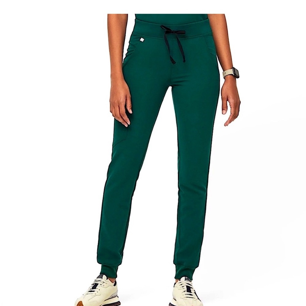Figs Zamora Jogger Scrub Pants - Forest Green